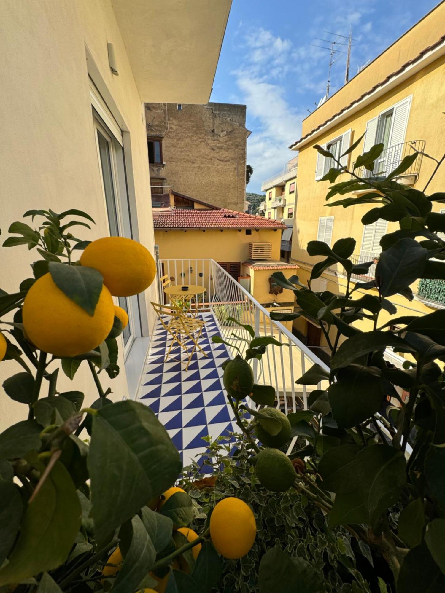 Casa Di Napoli - Sorrento Bed & Breakfast Exterior photo
